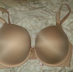 Victoria's Secret body by Victoria nude bra 34 DDD